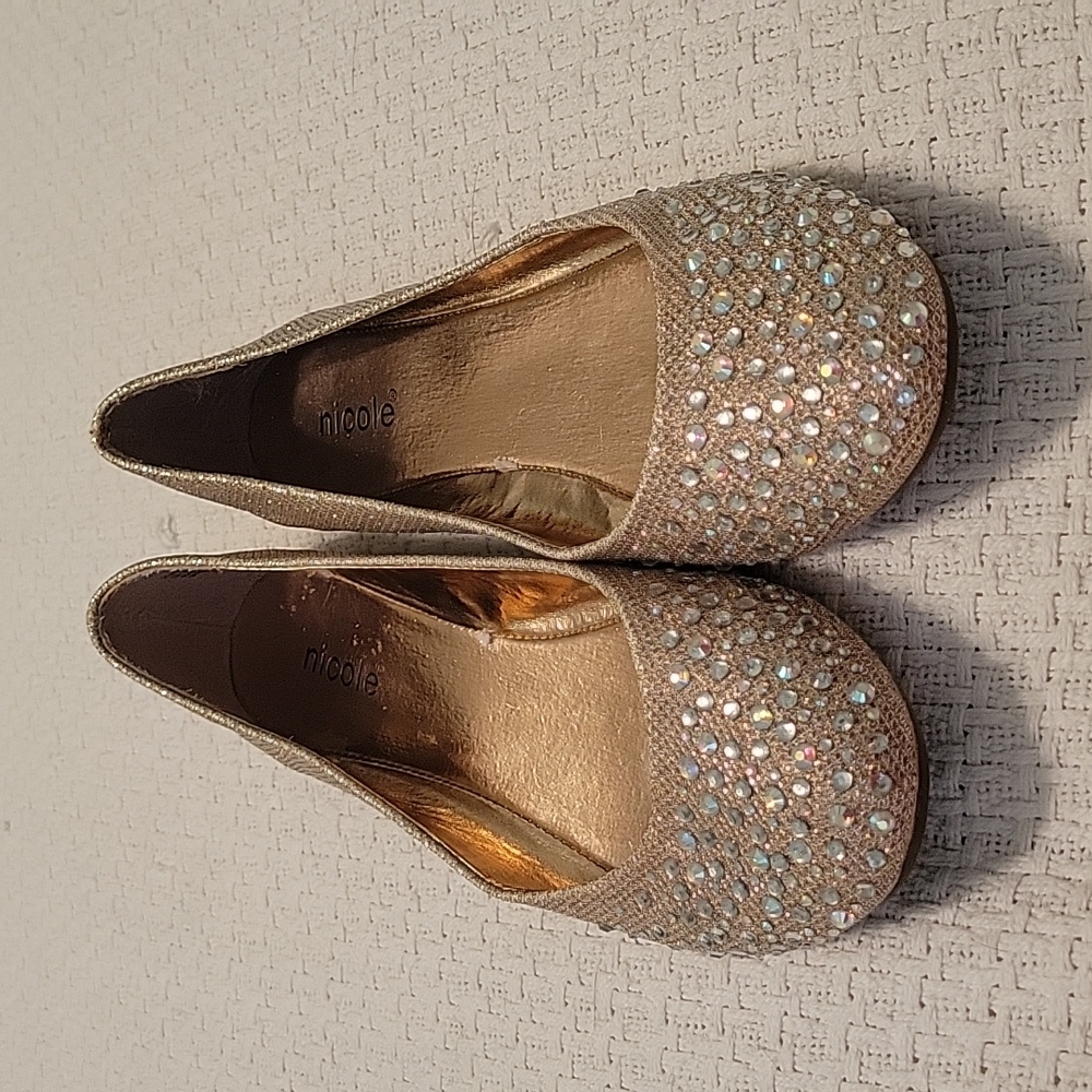 Nicole Gold Sequin Flats Size 7 1/2 W